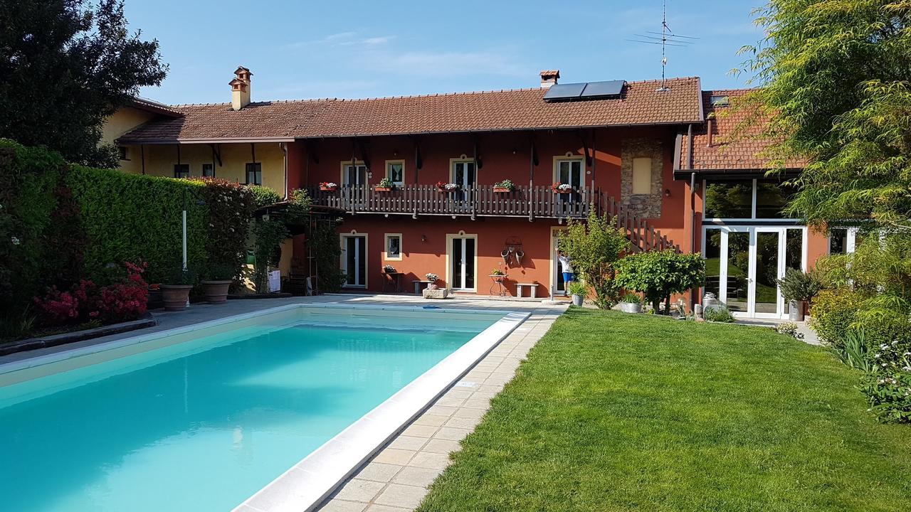 B&B La Cascina Di Monia E Mario Borgo Ticino Exterior photo