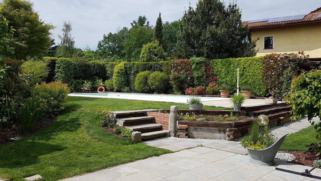 B&B La Cascina Di Monia E Mario Borgo Ticino Exterior photo